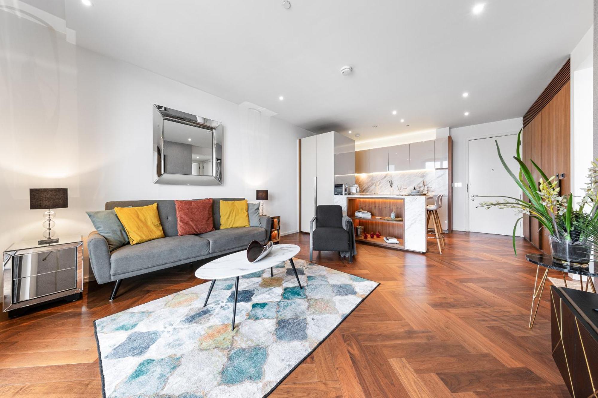 Spectacular Riverview Two Bedroom Luxury Designer Apartment-ac-parking-wifi-2 Bathrooms Londra