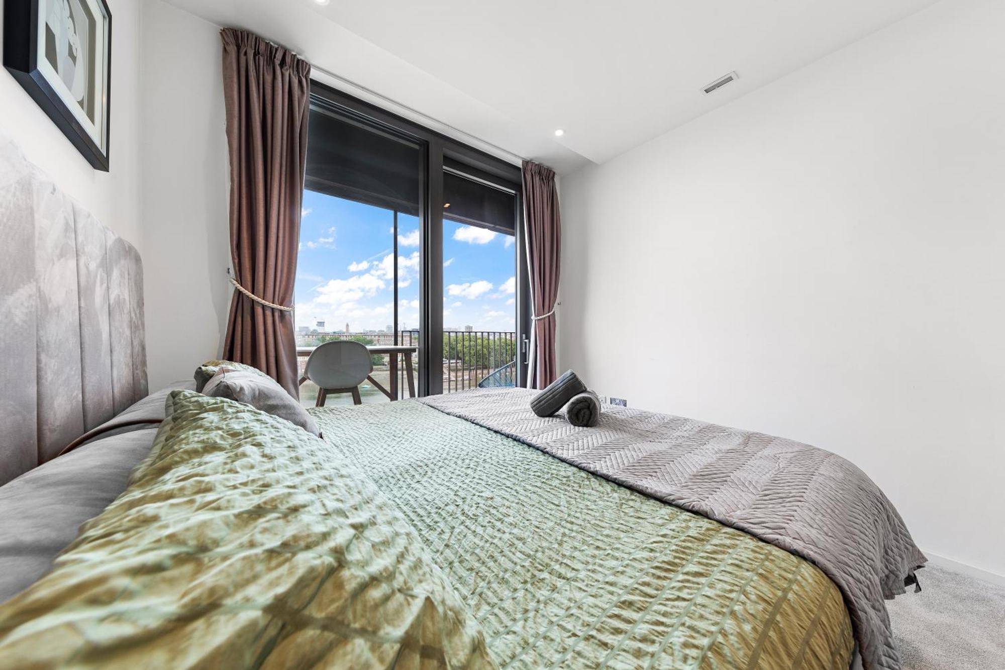 Spectacular Riverview Two Bedroom Luxury Designer Apartment-ac-parking-wifi-2 Bathrooms Appartamento