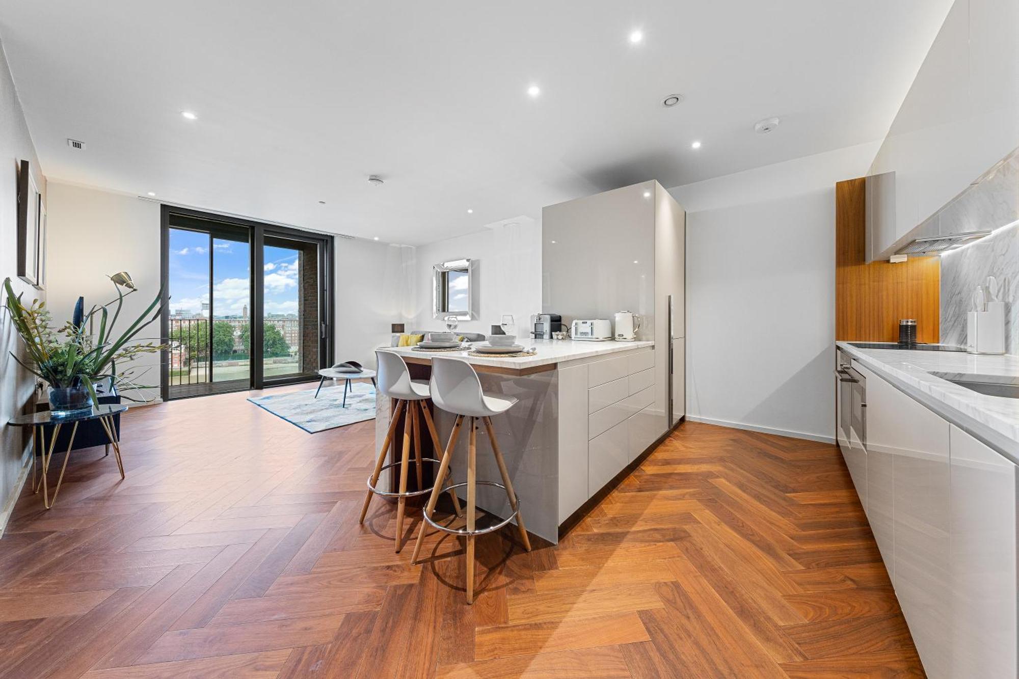 Spectacular Riverview Two Bedroom Luxury Designer Apartment-ac-parking-wifi-2 Bathrooms Appartamento *